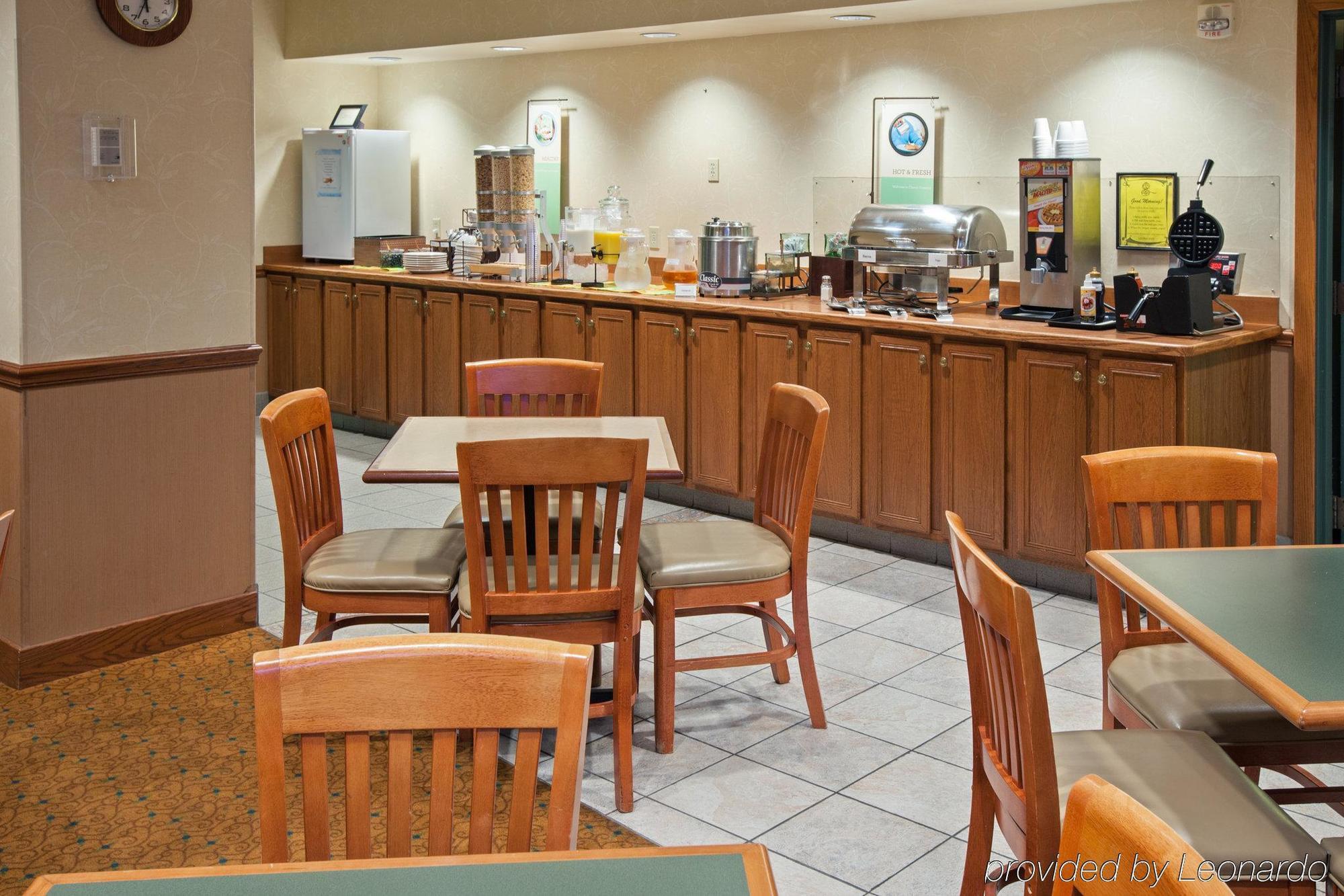 Country Inn & Suites By Radisson, Lansing, Mi Restaurante foto